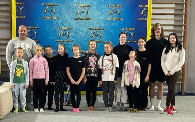 Майстер-клас з акробатики для РОДИННИЙ ПРОСТІР (Friends)